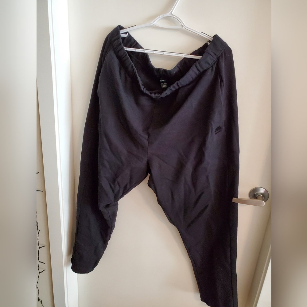 Roots Black Tapered Jogger 2xl